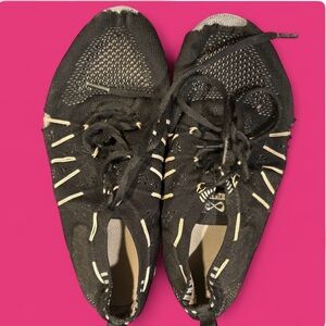 Nfinity Night Flyte Cheerleading Shoes Black Size 7 Lightweight Cheer Shoes